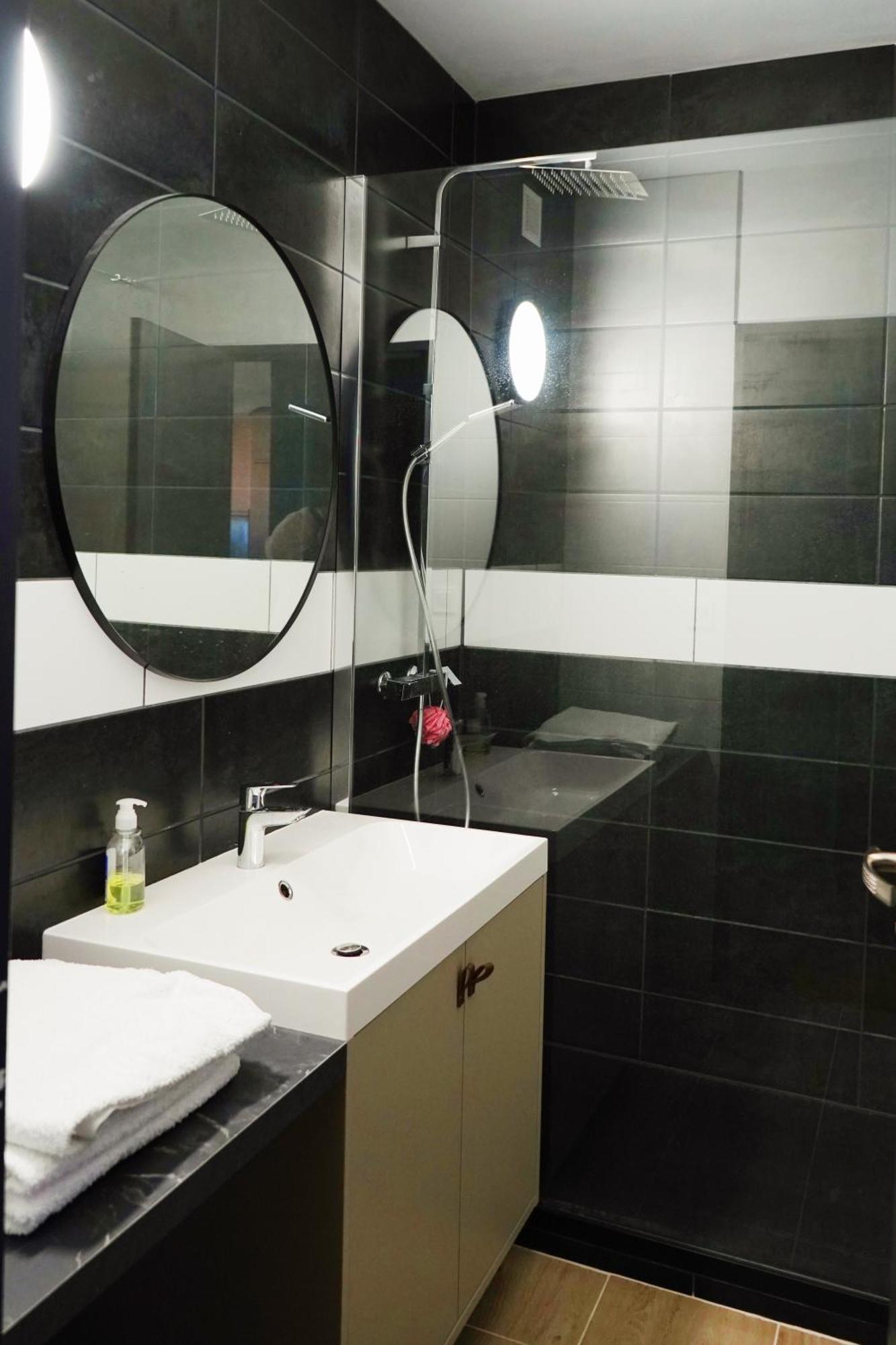 Apartement 2 Rooms Saint Louis - Euroairport - Basel - Train Station Exterior foto